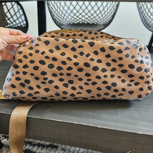 Fawn cheetah print backpack diaper bag - Picture 4 of 5